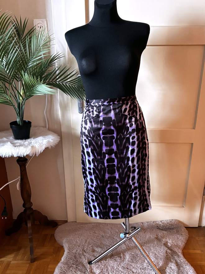Just Cavalli · fialová